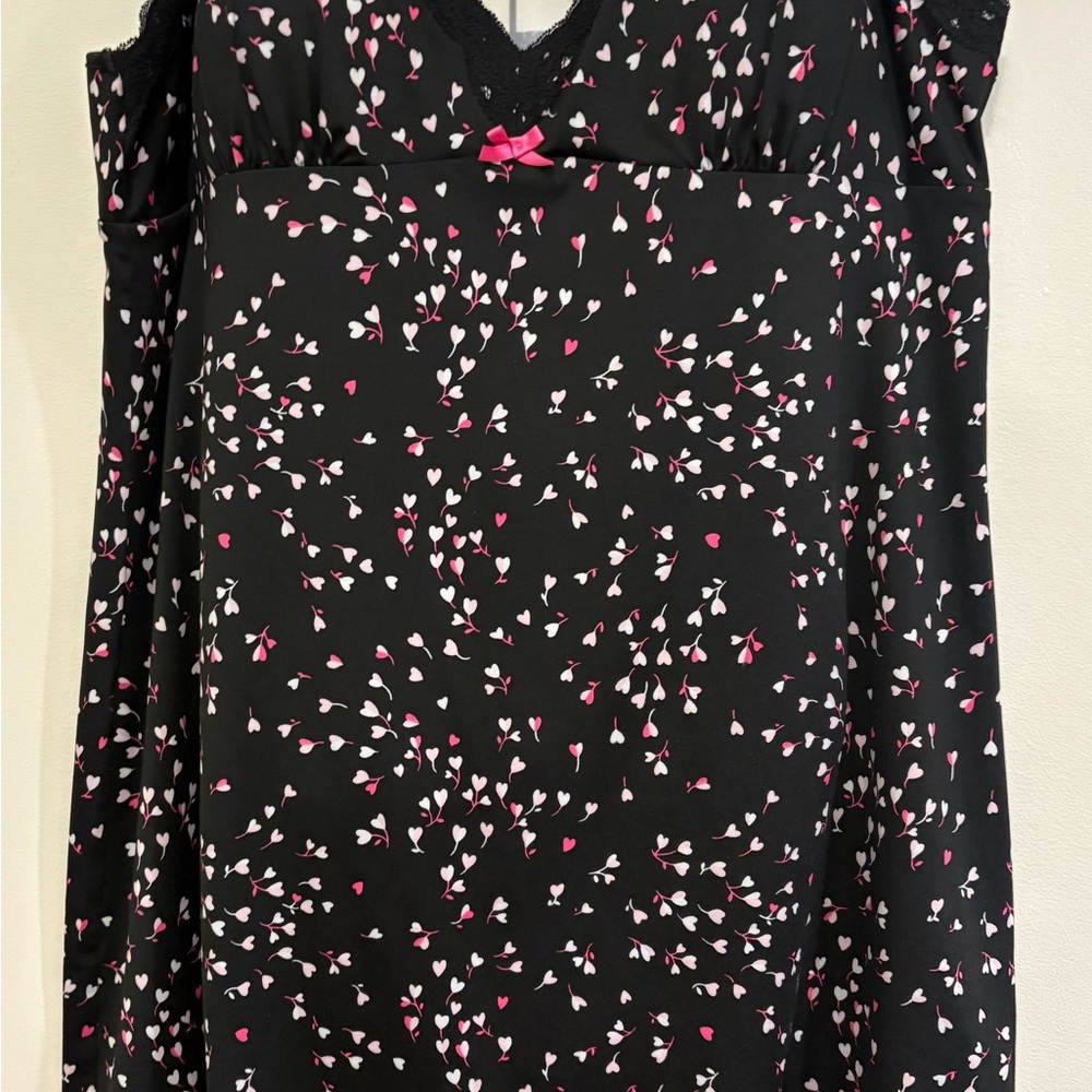 Jenni Black Nightgown with Heart Accents - Picture 2 of 5